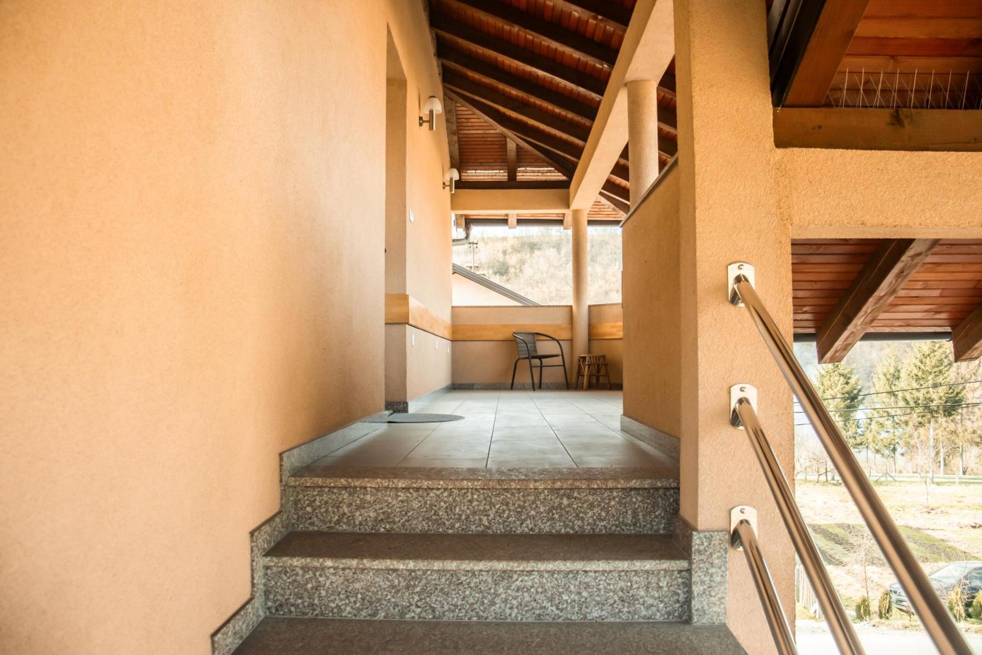 ויסוקו Apartments Basic מראה חיצוני תמונה